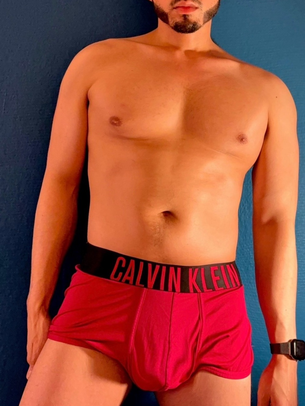 Calvin Klein Men’s Scarlet Boxer Briefs with Black Branded Waistband